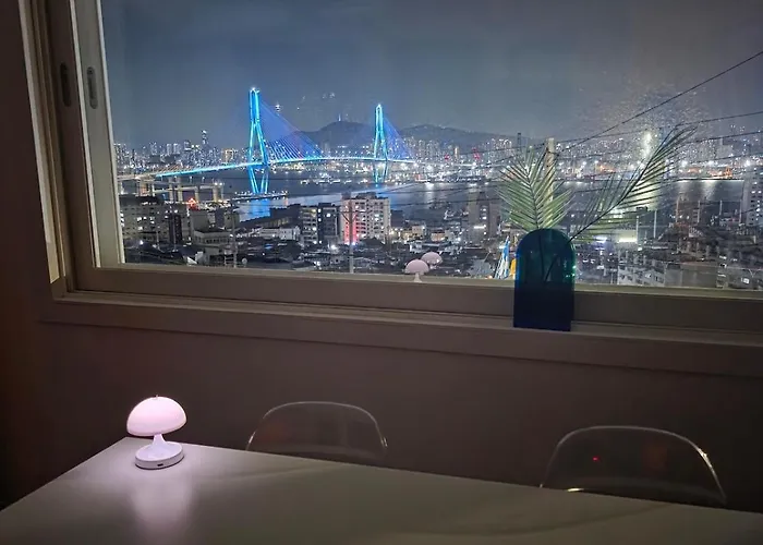 Appartement The Blue Yeongdo Busan